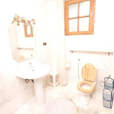 Casa vacanze Holiday Epar.od. Eleftheroupolis Folias