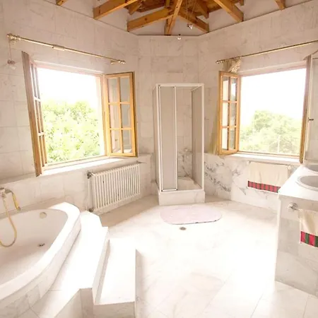 Casa vacanze Holiday Epar.od. Eleftheroupolis Folias